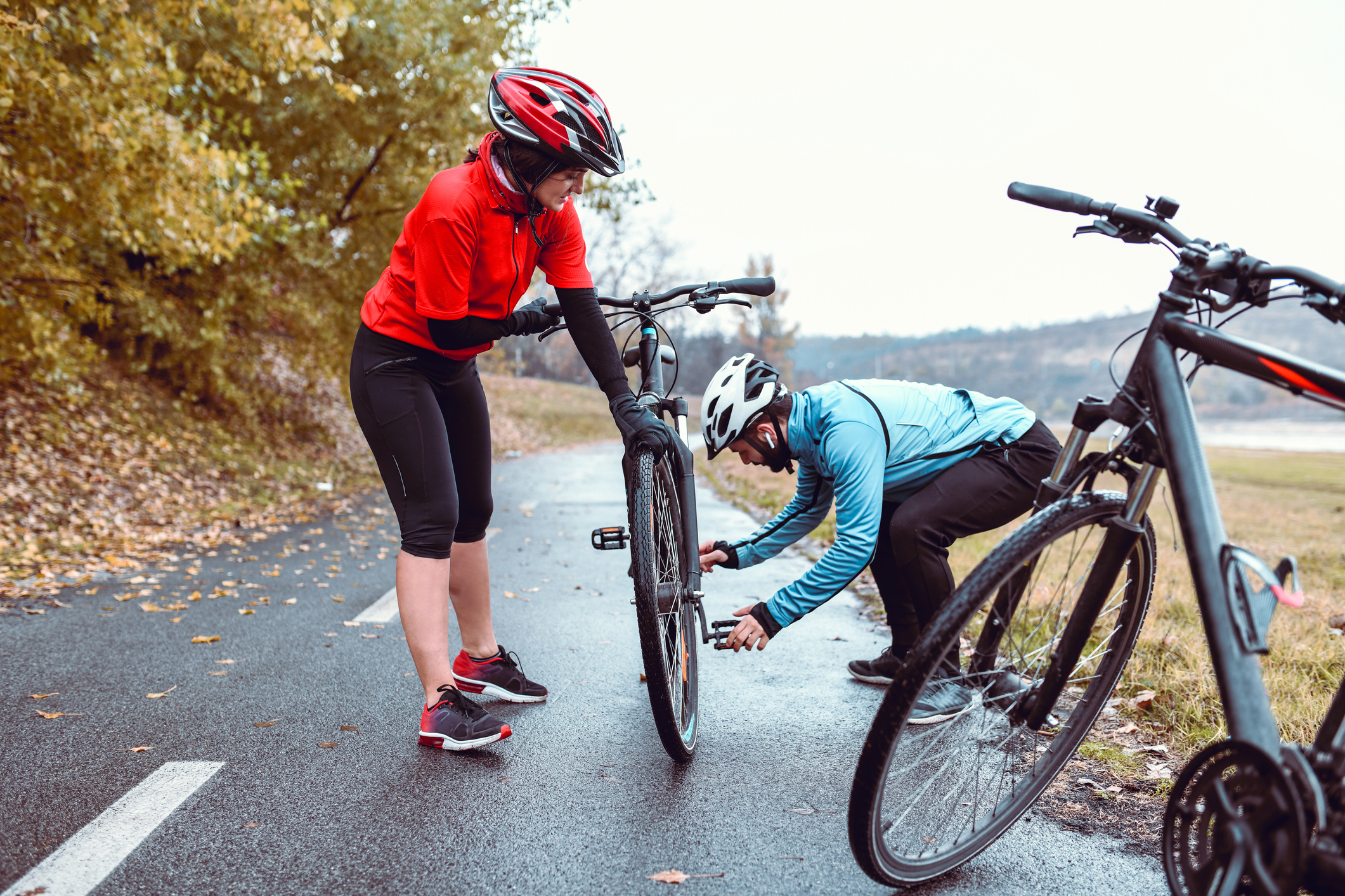 What to Pack in a Bike Repair Kit