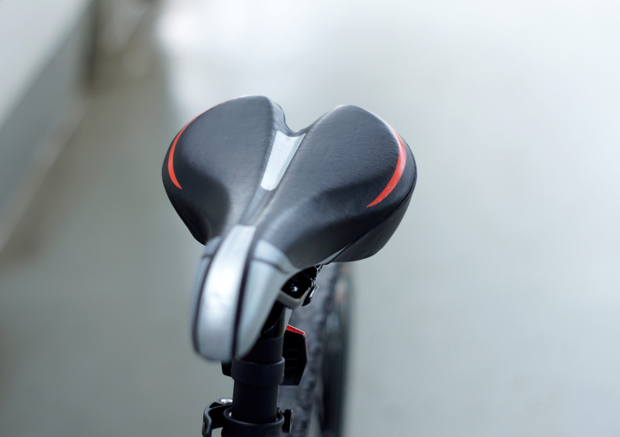 Tips for Choosing a Good Bike Seat - Hawk Racing